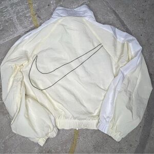 Nike Kids Jacket in Cream and White